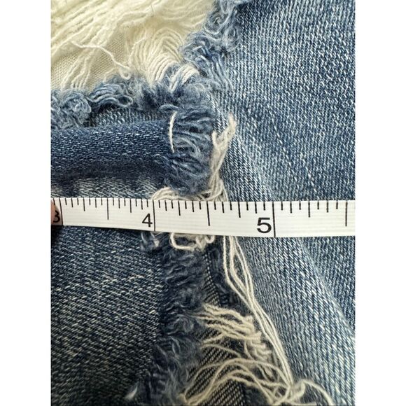 American Eagle Next Level Stretch X Hi-Rise Shortie Distressed Shorts Size 12 - Picture 7 of 7